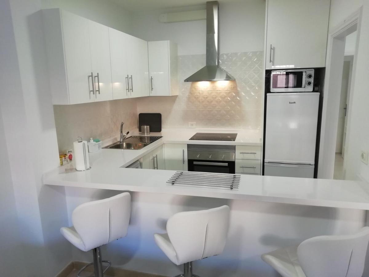 Avenida Deluxe Канделария Екстериор снимка
