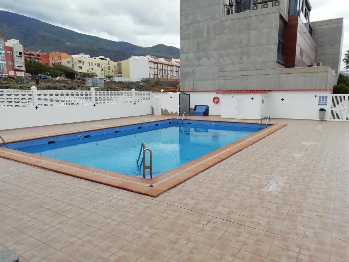 Avenida Deluxe Канделария Екстериор снимка