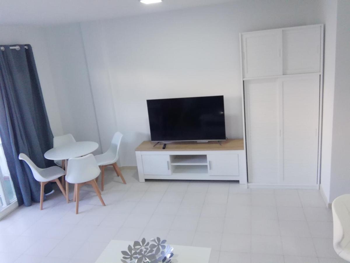 Avenida Deluxe Канделария Екстериор снимка